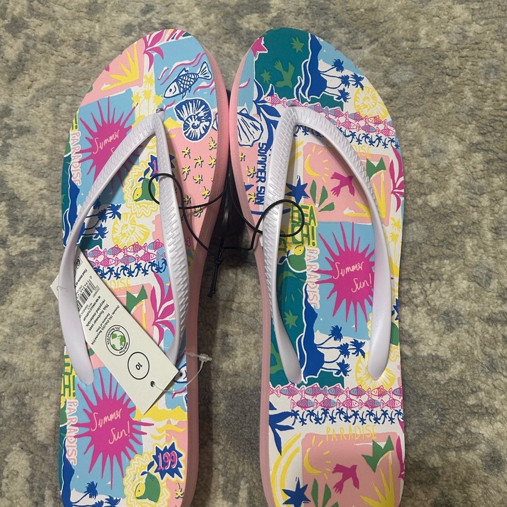 Beach Vacation Colorful Summer Sun Flip Flops NWT Womens 10 Pink Girly sand‎